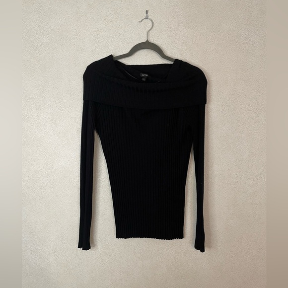 Apt 9 Ribbed Sweater Top Size Medium - Picture 1 of 3